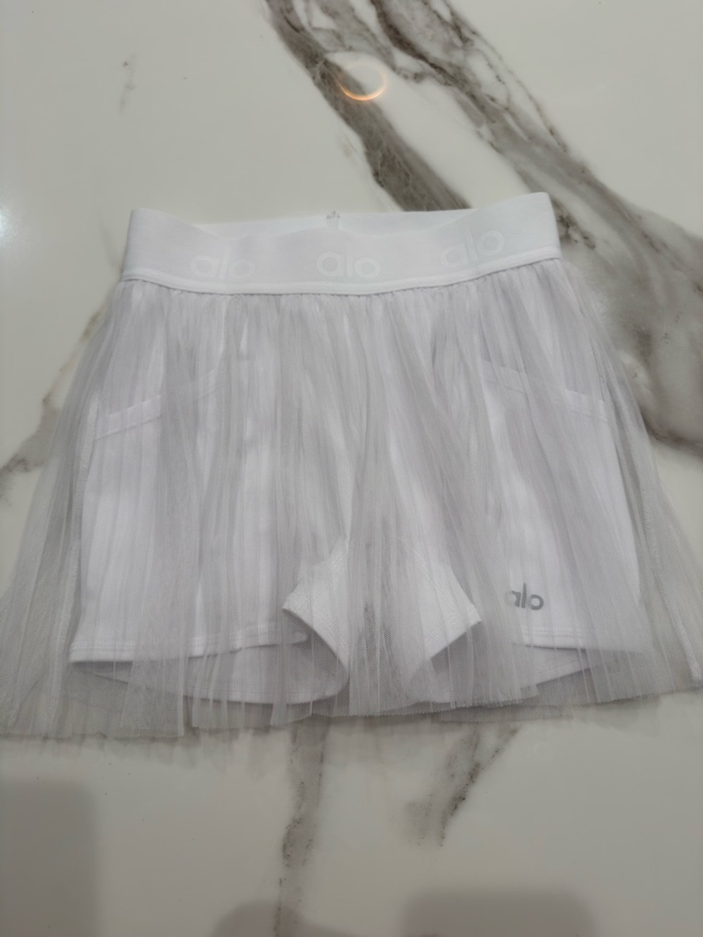 Alo Flirty Mesh Tennis Skirt White XXS